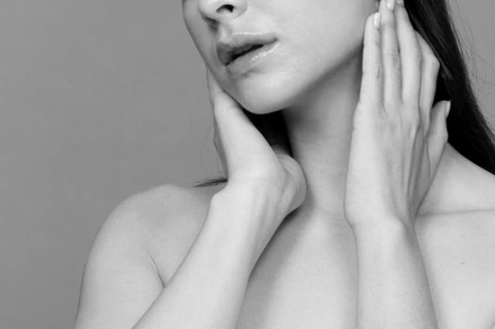 Patients seeking a more youthful upper neck appearance may benefit from a standard facelift procedure offered by Dr. Salloum in Miami Beach.
